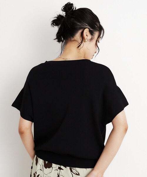 THE SHOP TK （ザ ショップ ティーケー ）の「さらさらフレアスリーブサマーニット【毛玉になりにくい/UV/洗濯機OK】（ニット/セーター・レディース・オフホワイト/ナチュラル/ブラック/ライトブルー/ダークブラウン/ワインレッド・12/13）」の14枚目の写真