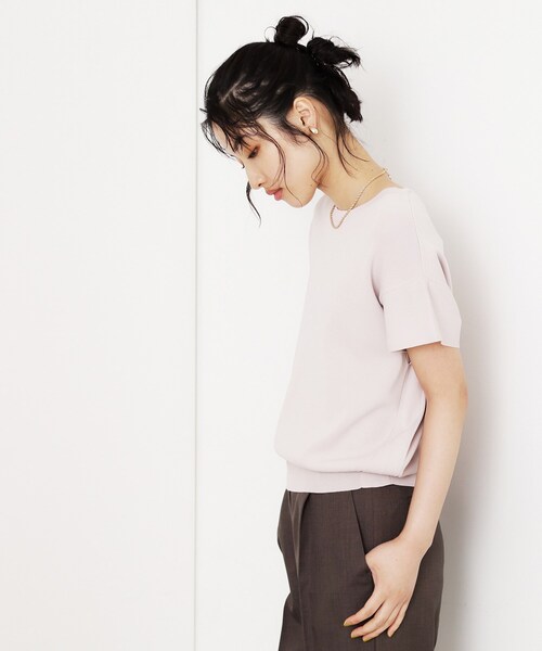 THE SHOP TK （ザ ショップ ティーケー ）の「さらさらフレアスリーブサマーニット【毛玉になりにくい/UV/洗濯機OK】（ニット/セーター・レディース・オフホワイト/ナチュラル/ブラック/ライトブルー/ダークブラウン/ワインレッド・12/13）」の21枚目の写真