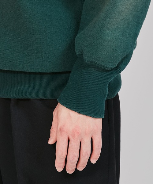 Champion(チャンピオン)の「【Champion/チャンピオン】メンズ TRUE TO ARCHIVES リバースウィーブ(R) 2ndパテントモデル クルーネックスウェットシャツ(スウェット・メンズ・シルバーグレー/ダークグリーン/マルーン・LARGE/X-LARGE/MEDIUM)」の17枚目の写真