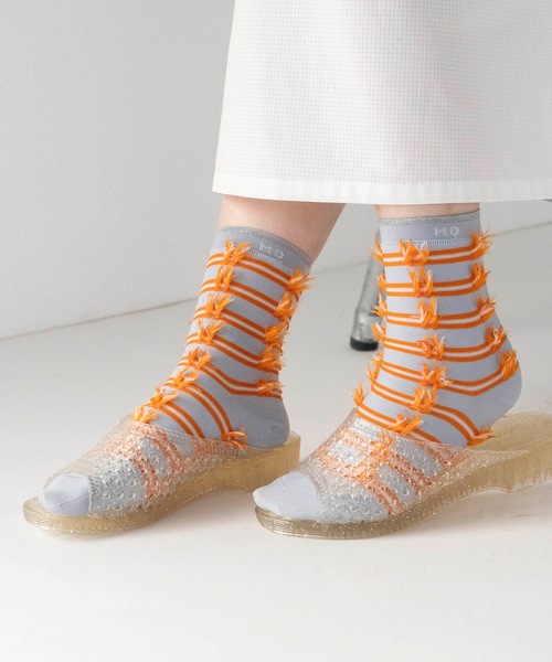 mintdesigns（ミントデザインズ）の「RIBBON JACQUARD SOCKS（ソックス/靴下・レディース・ミント/ネイビー/オレンジ/レッド・M）」の5枚目の写真