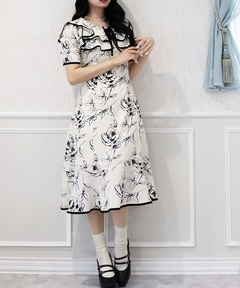ワンピース herlipto Noemie Floral Zip-Up Dress Noemie Floral Zip-Up Dress