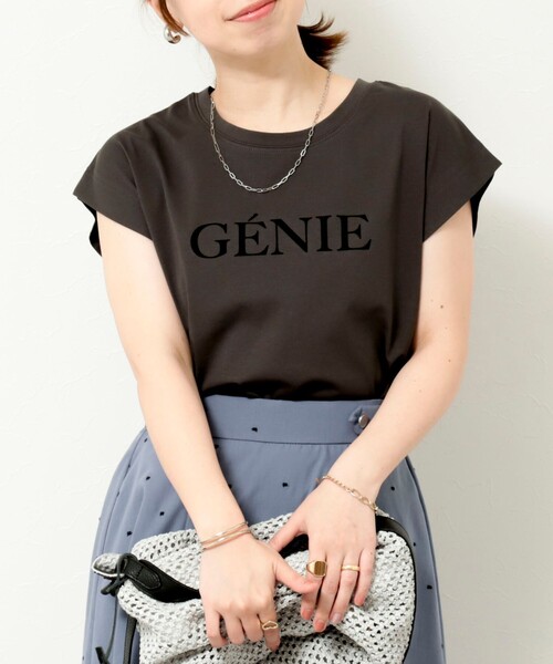 MICO COULIER（ミコクリエ）の「《接触冷感》《吸水速乾》DRY COTTONフロッキープリントノースリーブTシャツ（Tシャツ/カットソー・レディース・オフホワイト/チャコールグレー/グレイッシュベージュ・38）」の2枚目の写真