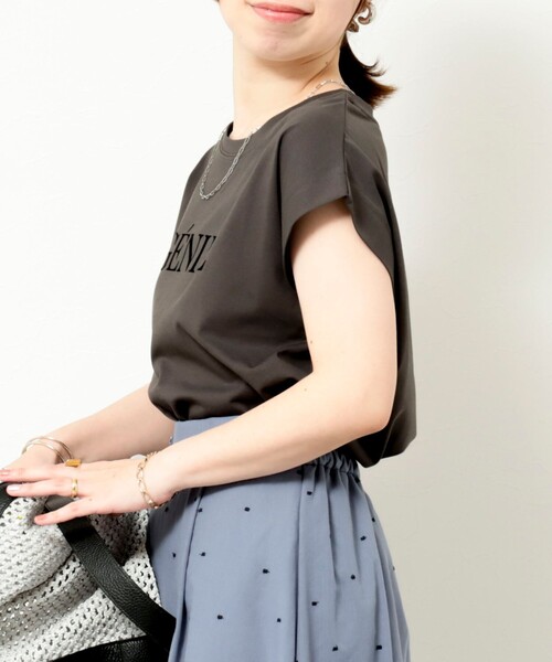 MICO COULIER（ミコクリエ）の「《接触冷感》《吸水速乾》DRY COTTONフロッキープリントノースリーブTシャツ（Tシャツ/カットソー・レディース・オフホワイト/チャコールグレー/グレイッシュベージュ・38）」の13枚目の写真