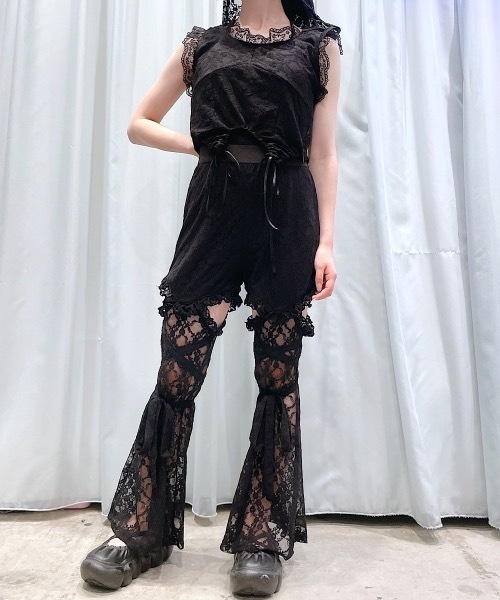 lilLilly（リルリリー）の「カットアウトレースフレアパンツ（その他パンツ・レディース・ブラック/パープル/ホワイト・FREE）」の15枚目の写真