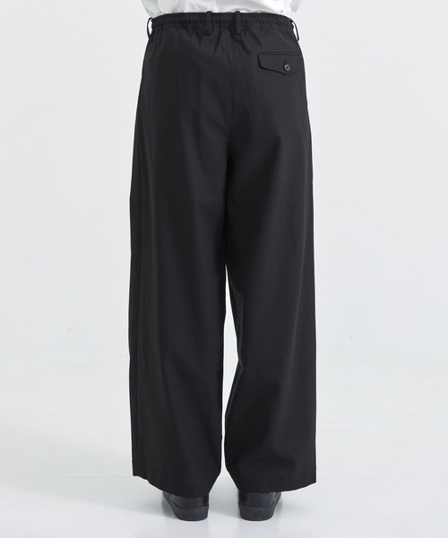 markaware（マーカウェア）の「【MARKAWARE/マーカウェア】別注 TRIPLE PLEATED WIDE TROUSERS（スラックス・メンズ・カーキブラウン/ダークグリーン/ブラック・1/2）」の14枚目の写真