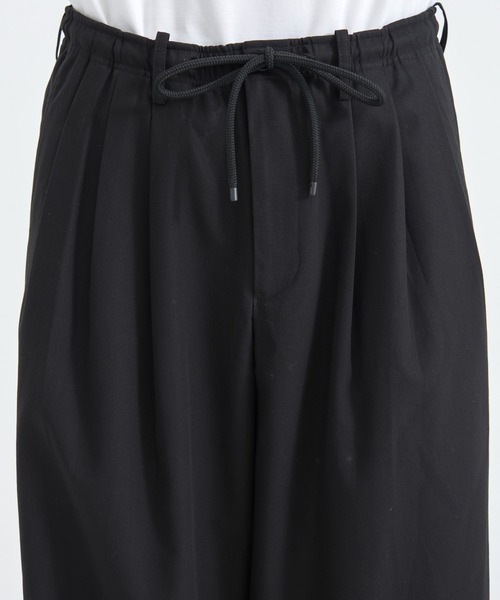 markaware（マーカウェア）の「【MARKAWARE/マーカウェア】別注 TRIPLE PLEATED WIDE TROUSERS（スラックス・メンズ・カーキブラウン/ダークグリーン/ブラック・1/2）」の12枚目の写真