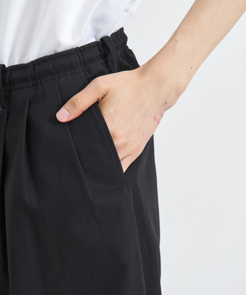 markaware（マーカウェア）の「【MARKAWARE/マーカウェア】別注 TRIPLE PLEATED WIDE TROUSERS（スラックス・メンズ・カーキブラウン/ダークグリーン/ブラック・1/2）」の11枚目の写真