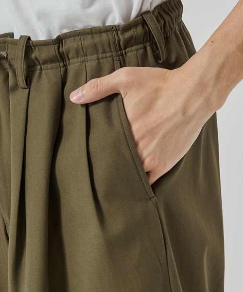 markaware（マーカウェア）の「【MARKAWARE/マーカウェア】別注 TRIPLE PLEATED WIDE TROUSERS（スラックス・メンズ・カーキブラウン/ダークグリーン/ブラック・1/2）」の5枚目の写真
