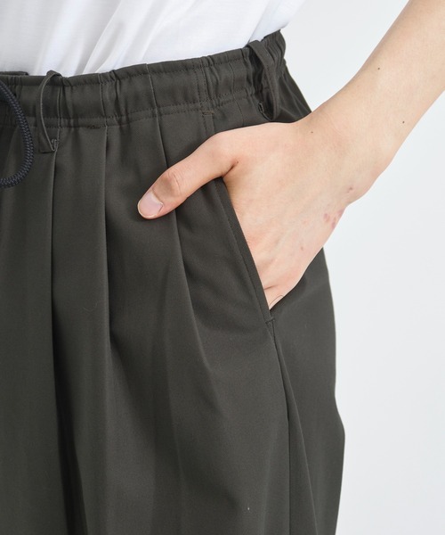 markaware（マーカウェア）の「【MARKAWARE/マーカウェア】別注 TRIPLE PLEATED WIDE TROUSERS（スラックス・メンズ・カーキブラウン/ダークグリーン/ブラック・1/2）」の20枚目の写真