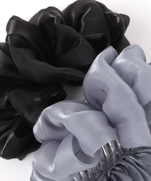 niko and...（ニコアンド）の「サテン風BIGバンスクリップ[tiny tiny(ティニーティニー)]（バレッタ/ヘアクリップ・レディース・ブラック/ライトブルー・0）」の8枚目の写真