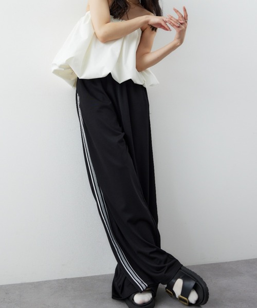 HANNE（アン）の「サイドラインワイドジャージパンツ（スウェットパンツ・レディース・ブルー/ブラック・SMALL/MEDIUM）」の21枚目の写真