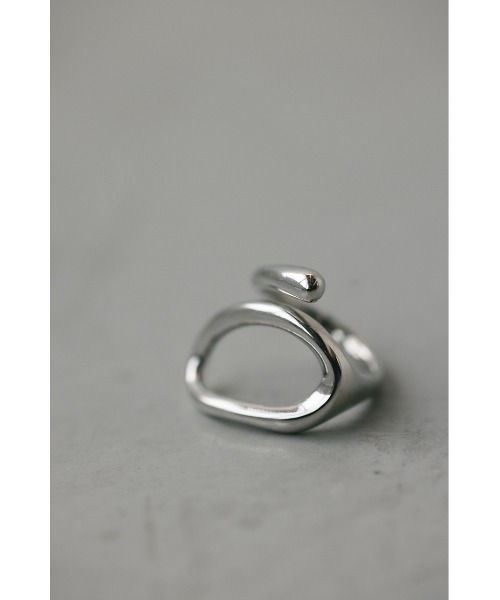 STYLEMIXER（スタイルミキサー）の「アートラインリング（リング・レディース・ゴールド/シルバー・FREE）」の5枚目の写真