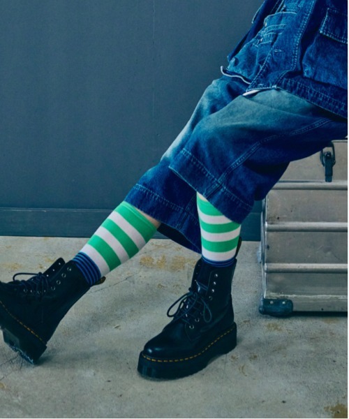 RNA（アールエヌエー）の「E5149 マルチボーダーソックス（ソックス/靴下・レディース・ブラック×ホワイト/ホワイト×パープル/ホワイト×レッド/ホワイト×グリーン・FREE）」の2枚目の写真