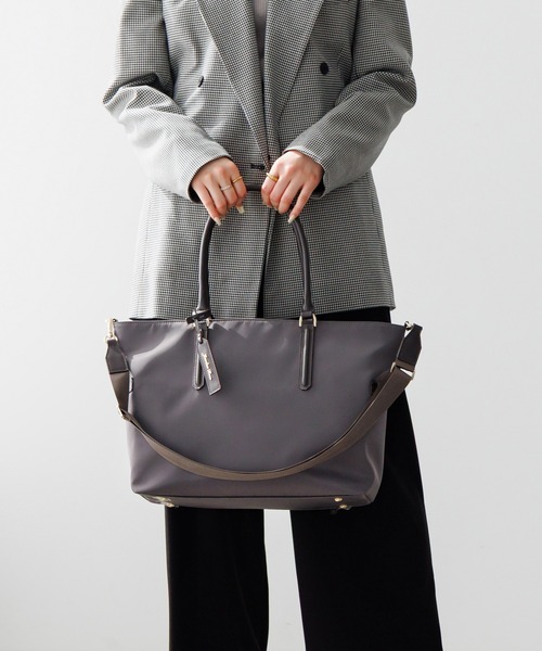 Jewelna Rose（ジュエルナローズ）の「グレタ ナイロントートバッグ A4 16251（トートバッグ・レディース・ブラック/ライトピンク/ダークグレー・FREE）」の4枚目の写真