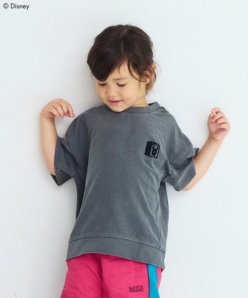 Disney(ディズニー)の「【Disney】ピグメントロックミッキースウェットT(スウェット・キッズ・ブラック系3/ブラック系1/ブラック系2・120/110/100/90/130/80)」の17枚目の写真