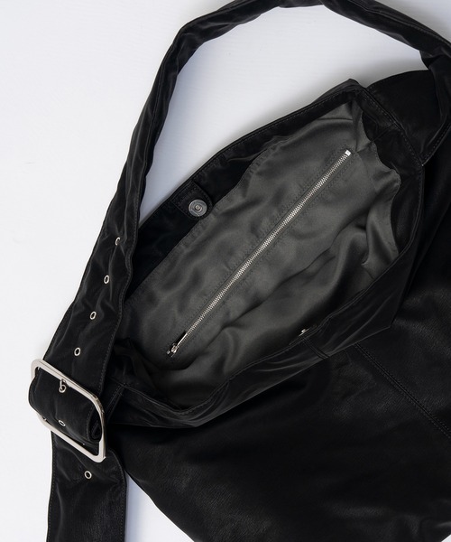 PRANK PROJECT(プランクプロジェクト)の「スエードライクビックトート / Suede-Like Big Tote(トートバッグ・レディース・ブラック/ブラウン/ベージュ・FREE)」の11枚目の写真