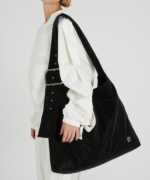 PRANK PROJECT(プランクプロジェクト)の「スエードライクビックトート / Suede-Like Big Tote(トートバッグ・レディース・ブラック/ブラウン/ベージュ・FREE)」の4枚目の写真