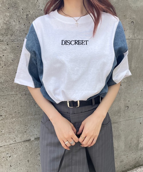 ROGER AND RAW（ロジャーアンドロウ）の「デニムドッキングショートTシャツ（Tシャツ/カットソー・レディース・ブラック/ホワイト/スミクロ・FREE）」の2枚目の写真