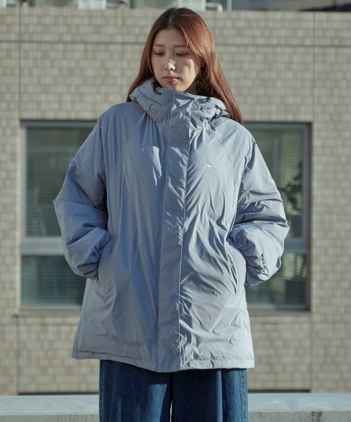 KELTY(ケルティ)の「KELTY/ケルティ Insulation Middle Coat ダブルジップ フード付き インサレーションミドルコート ワンポイント(ダウンジャケット/コート・レディース・ライトブルー/ブラック/ベージュ/ネイビー・FREE)」の3枚目の写真