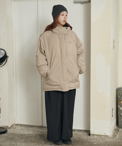 KELTY(ケルティ)の「KELTY/ケルティ Insulation Middle Coat ダブルジップ フード付き インサレーションミドルコート ワンポイント(ダウンジャケット/コート・レディース・ライトブルー/ブラック/ベージュ/ネイビー・FREE)」の13枚目の写真