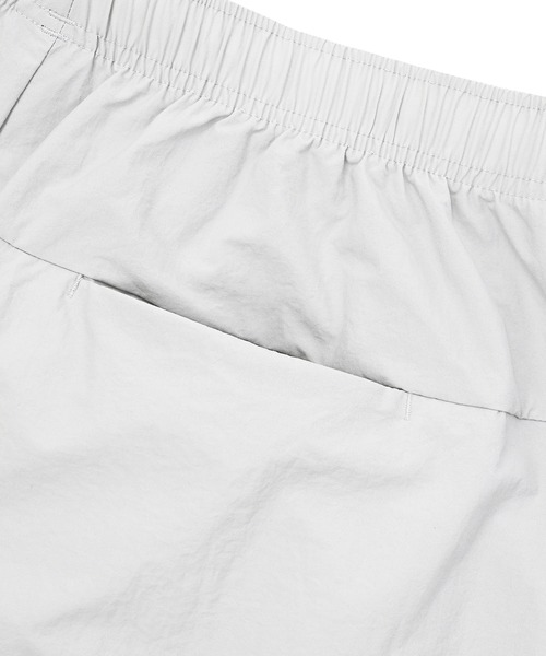 NEW BALANCE（ニューバランス）の「タスランナイロンウーブンショーツ（スウェットパンツ・メンズ・ヘザーグレー・SMALL/MEDIUM/LARGE/X-LARGE/XX-LARGE）」の9枚目の写真