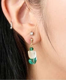 Casselini（キャセリーニ）の「Casselini(キャセリーニ)クリアチューリップピアス（ピアス（両耳用））」