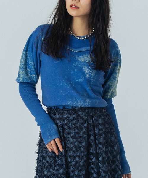 ROSE BUD(ローズバッド)の「(mici)VOLUME SLEEVE KNIT TOP(ニット/セーター・レディース・ブラック/ブルー・ONE SIZE)」の2枚目の写真
