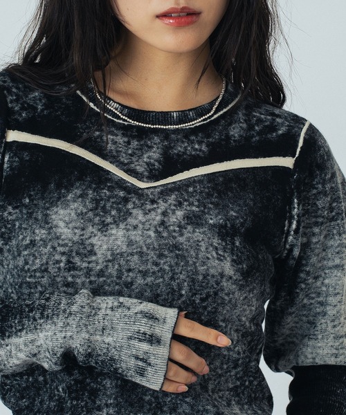 ROSE BUD(ローズバッド)の「(mici)VOLUME SLEEVE KNIT TOP(ニット/セーター・レディース・ブラック/ブルー・ONE SIZE)」の6枚目の写真