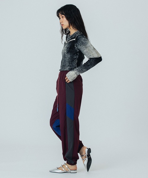 ROSE BUD(ローズバッド)の「(mici)VOLUME SLEEVE KNIT TOP(ニット/セーター・レディース・ブラック/ブルー・ONE SIZE)」の13枚目の写真