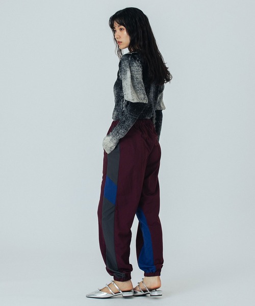ROSE BUD(ローズバッド)の「(mici)VOLUME SLEEVE KNIT TOP(ニット/セーター・レディース・ブラック/ブルー・ONE SIZE)」の14枚目の写真