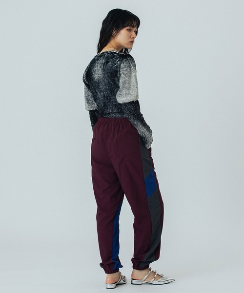 ROSE BUD(ローズバッド)の「(mici)VOLUME SLEEVE KNIT TOP(ニット/セーター・レディース・ブラック/ブルー・ONE SIZE)」の16枚目の写真