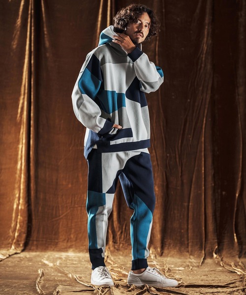 ANGENEHM（アンゲネーム）の「mpa3885-Jacquard Block Color Hoodie -Airy Yarn Sweater- ニットフーディー(AG05-014acf)（パーカー・メンズ・ブラック/ライトグレー/ネイビー・L/M/S）」の7枚目の写真