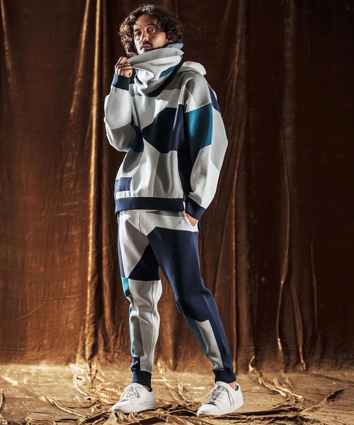 ANGENEHM（アンゲネーム）の「mpa3885-Jacquard Block Color Hoodie -Airy Yarn Sweater- ニットフーディー(AG05-014acf)（パーカー・メンズ・ブラック/ライトグレー/ネイビー・L/M/S）」の8枚目の写真