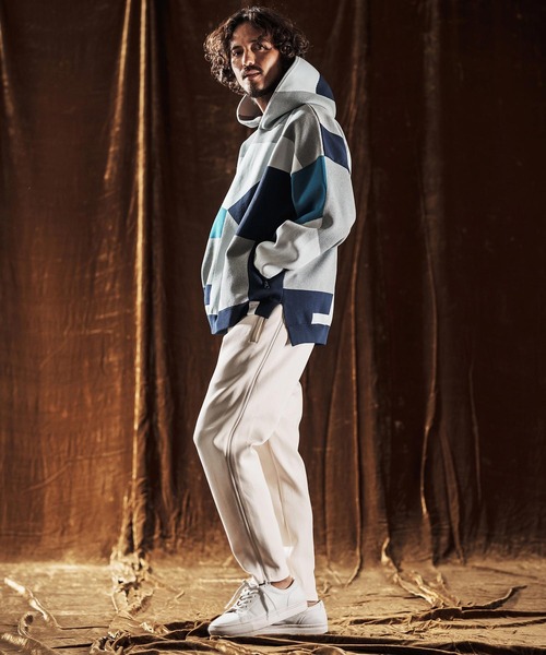 ANGENEHM（アンゲネーム）の「mpa3885-Jacquard Block Color Hoodie -Airy Yarn Sweater- ニットフーディー(AG05-014acf)（パーカー・メンズ・ブラック/ライトグレー/ネイビー・L/M/S）」の10枚目の写真