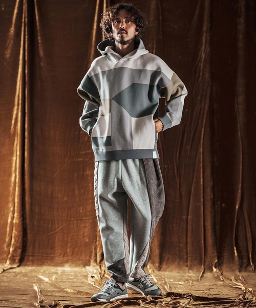 ANGENEHM（アンゲネーム）の「mpa3885-Jacquard Block Color Hoodie -Airy Yarn Sweater- ニットフーディー(AG05-014acf)（パーカー・メンズ・ブラック/ライトグレー/ネイビー・L/M/S）」の14枚目の写真