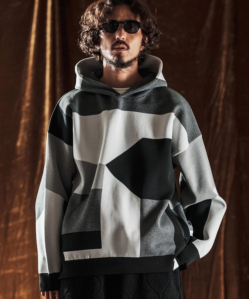 ANGENEHM（アンゲネーム）の「mpa3885-Jacquard Block Color Hoodie -Airy Yarn Sweater- ニットフーディー(AG05-014acf)（パーカー・メンズ・ブラック/ライトグレー/ネイビー・L/M/S）」の18枚目の写真
