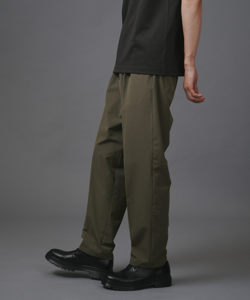 B.C STOCK(ベーセーストック)の「〈Breeze Func〉ブリーズファンク リラックスフィットスラックス(スラックス・メンズ・ネイビー/チャコールグレー/ブラック・LARGE/MEDIUM)」の12枚目の写真