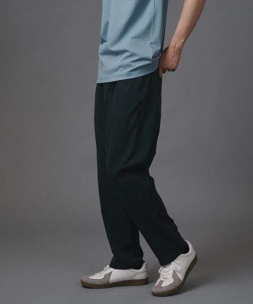 B.C STOCK(ベーセーストック)の「〈Breeze Func〉ブリーズファンク リラックスフィットスラックス(スラックス・メンズ・ネイビー/チャコールグレー/ブラック・LARGE/MEDIUM)」の17枚目の写真