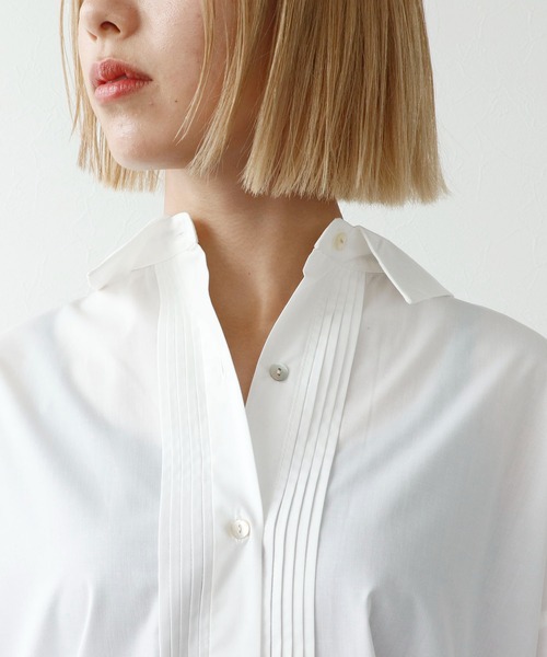 Three Four Time(スリーフォータイム)の「ピンタックビッグシャツ(シャツ/ブラウス・レディース・ホワイト/ネイビー・FREE)」の11枚目の写真