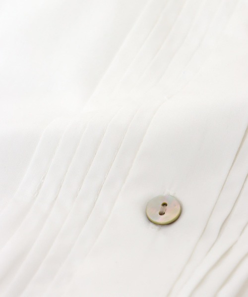 Three Four Time(スリーフォータイム)の「ピンタックビッグシャツ(シャツ/ブラウス・レディース・ホワイト/ネイビー・FREE)」の20枚目の写真