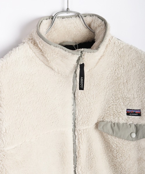 GERRY（ジェリー）の「GERRY ソフトボア ナイロン切替 スタンドカラージャケット（その他アウター・メンズ・アイボリー/ブラック/ブルー・L/M）」の4枚目の写真