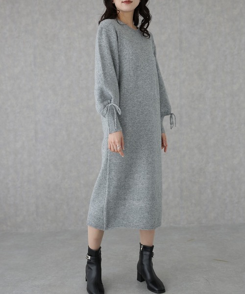Lace Ladies（レースレディース）の「クルーネック ボリューム袖 ロング ニット ワンピース（ワンピース・レディース・グレー/グレイッシュベージュ/ブラック・S/FREE）」の2枚目の写真