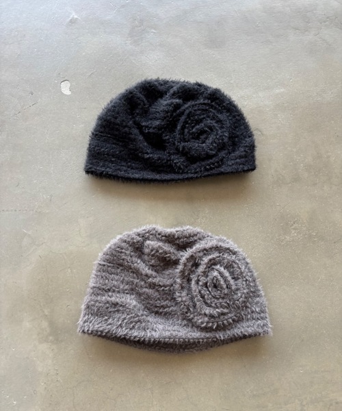 SHAGGIE（シャギー）の「バラ付きニット帽（ニットキャップ/ビーニー・レディース・ブラック/グレー・FREE）」の14枚目の写真
