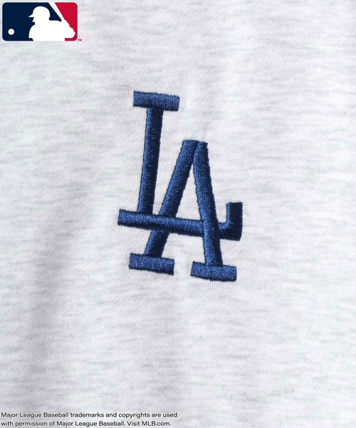 MLB（メジャーリーグベースボール）の「MLB/メジャーリーグベースボール オーバーサイズ 裏起毛 ロゴ ワッペン ワンポイント刺繍 スウェット トレーナー/レディース メンズ（スウェット・レディース・ブラック/アッシュグレー/ネイビー/ブラウン・M/L/LL）」の16枚目の写真