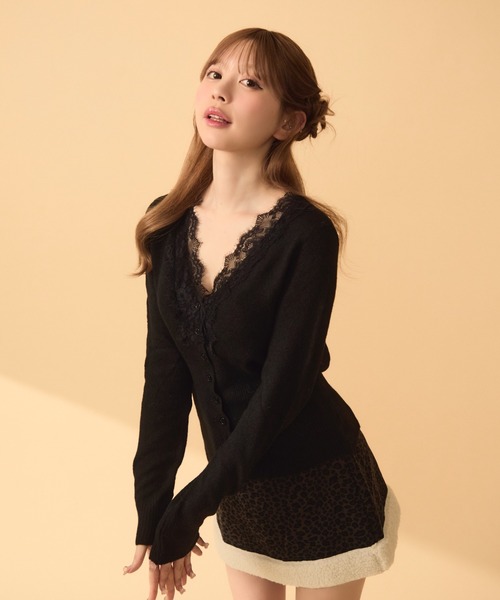 TITTY&CO.(ティティーアンドコー)の「レースカーディガン(カーディガン/ボレロ・レディース・ブラック/ベージュ/ブルー/ラベンダー・FREE)」の5枚目の写真