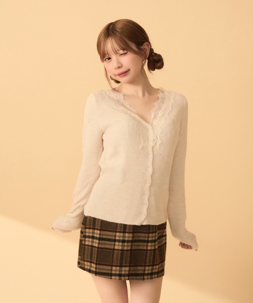 TITTY&CO.(ティティーアンドコー)の「レースカーディガン(カーディガン/ボレロ・レディース・ブラック/ベージュ/ブルー/ラベンダー・FREE)」の13枚目の写真