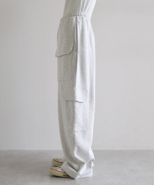 ANME(アンメ)の「スウェットカーゴパンツ(スウェットパンツ・レディース・オートミール/ブラック・M/L/XL)」の21枚目の写真