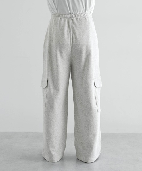 ANME(アンメ)の「スウェットカーゴパンツ(スウェットパンツ・レディース・オートミール/ブラック・M/L/XL)」の13枚目の写真