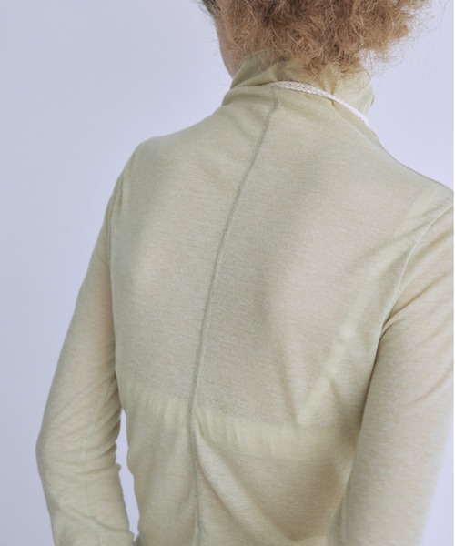 EN NEUME(エンノイム)の「Sheer Gather Tops(シャツ/ブラウス・レディース・イエロー/ダークブラウン/アイボリー/ブルー・FREE)」の6枚目の写真
