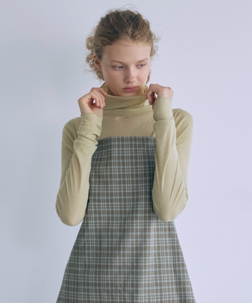 EN NEUME(エンノイム)の「Sheer Gather Tops(シャツ/ブラウス・レディース・イエロー/ダークブラウン/アイボリー/ブルー・FREE)」の8枚目の写真